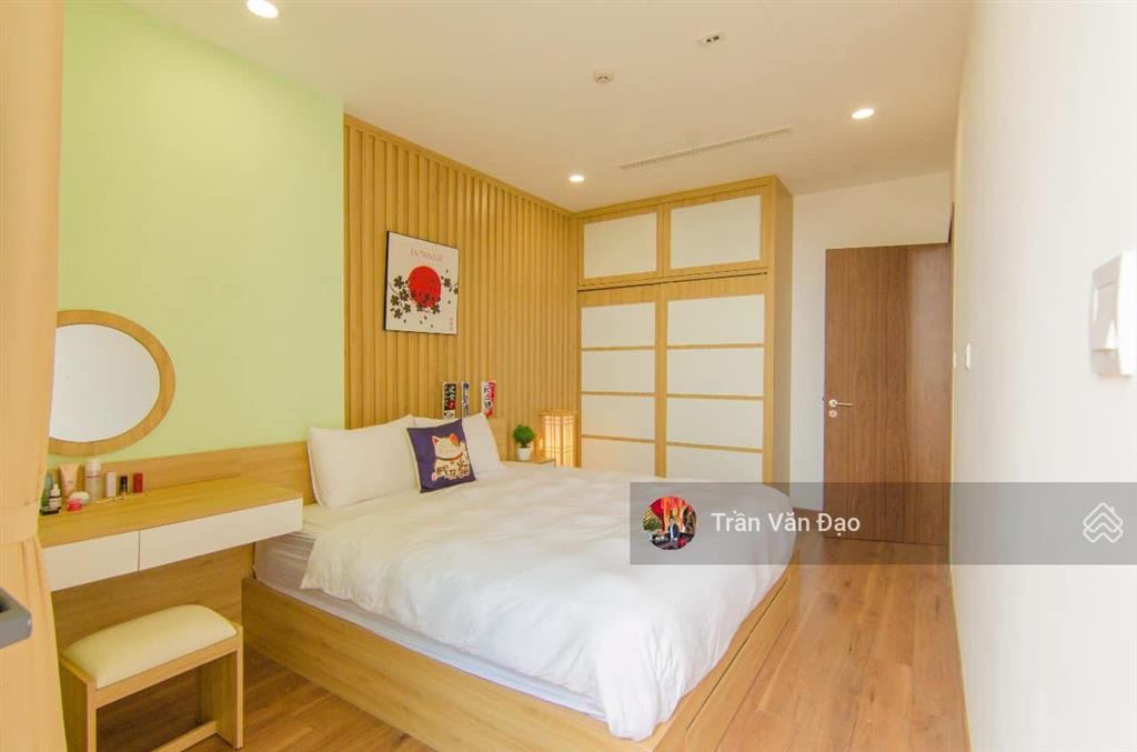 Bán nhanh căn hộ 80m2, 2pn+1, view hồ tại sky park  03 tôn thất thuyết, giá tốt  0976 044 ***