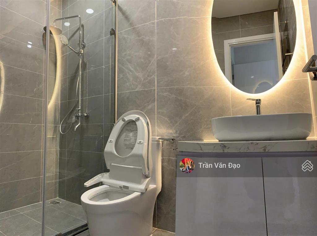 Bác em có căn 3pn the sun  mễ trì cần bán gấp, giá chỉ 8.8 tỷ,  em đạo 0976 044 ***