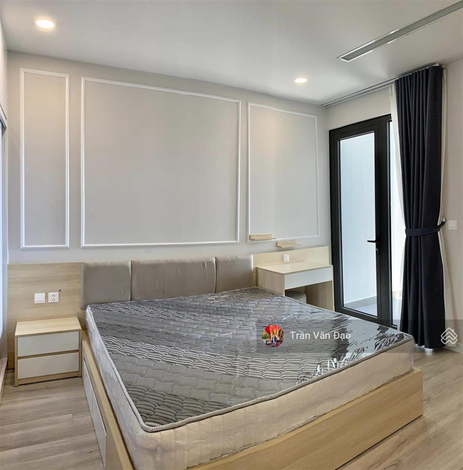 Bác em có căn 3pn the sun  mễ trì cần bán gấp, giá chỉ 8.8 tỷ,  em đạo 0976 044 ***
