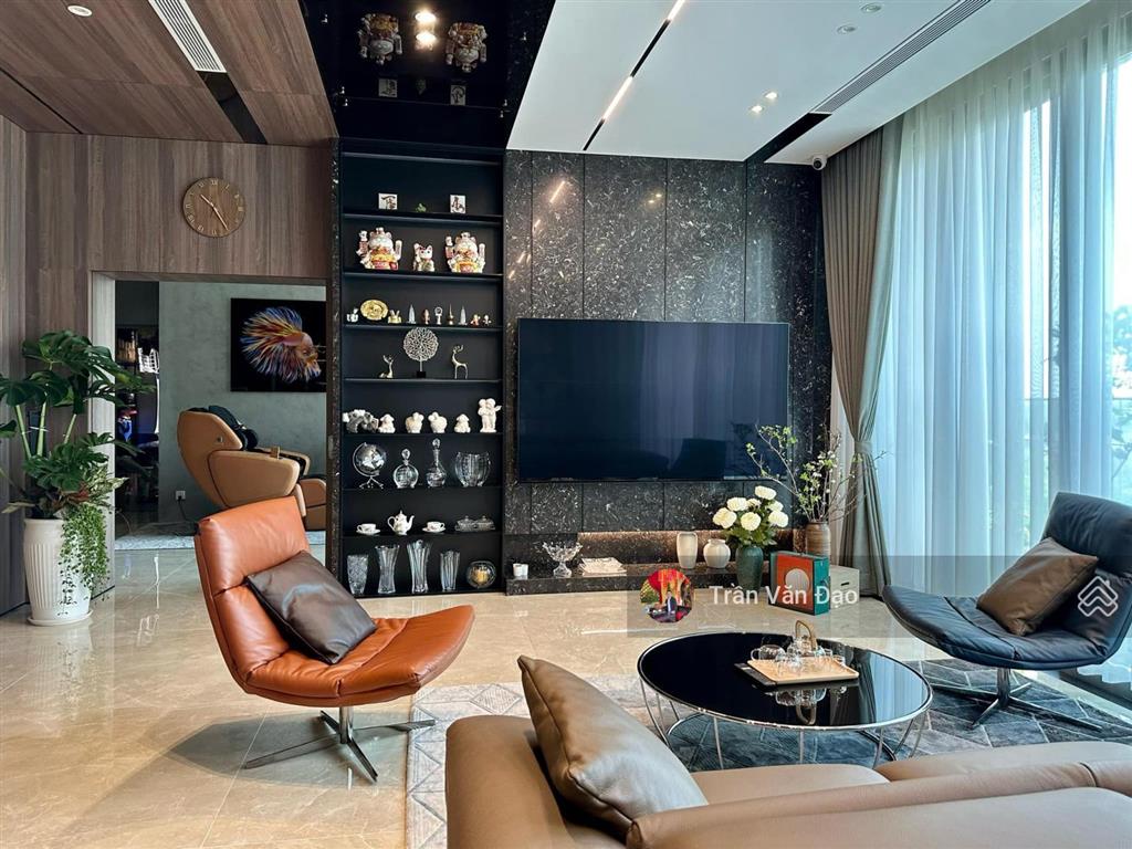 Bán nhanh căn hoa hậu tại golden park  gần cv cầu giấy, 116m², 3pn, căn góc thoáng, giá tốt