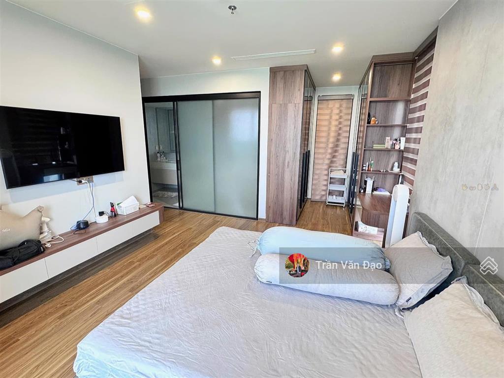 Giá cực ngon  cho căn 2pn 81m2 tại ct8  đình thôn giá rẻ chỉ 6 tỷ  0976 044 ***