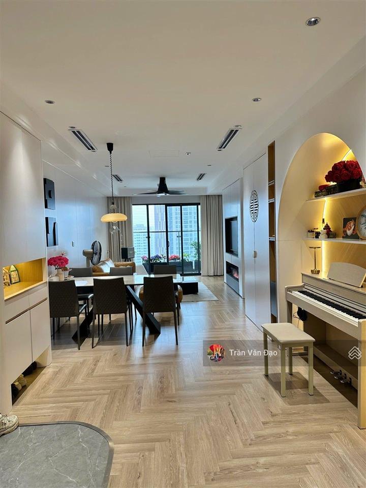 Golden park  dương đình nghệ 96m2  3pn  8.9 tỷ, nhà đẹp  view cực thoáng  0976,044.926