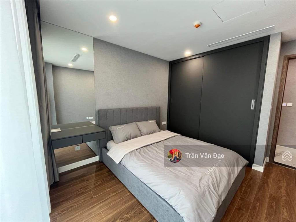 Bán nhanh căn 3pn, 119m2 tại n09 b1 thành thái, gần công viên cg, giá chỉ nhỉnh 9 tỷ 0976 044 ***