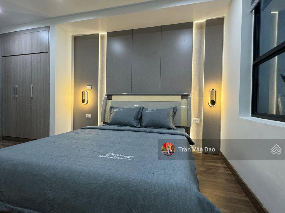 Chủ nhà cần tiền gấp gửi em bán căn 2pn tại the emerald  ct8, giá rõ ràng cực tốt  0976 044 ***
