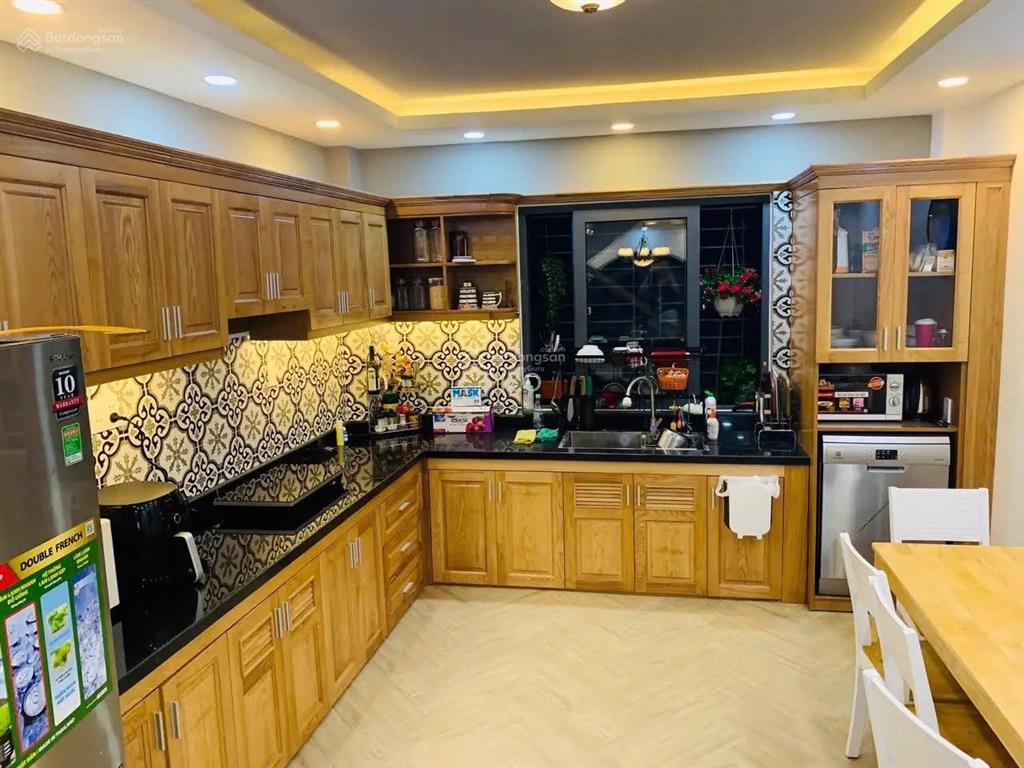 Hiếm bán, hxh ô tô ngủ nhà trần quang khải q1  5 tầng sân thượng  42.92m2  6pn6wc  12 tỷ đã hạ