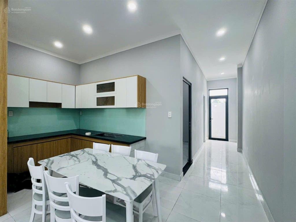 Nhà đẹp gần chợ hoàng gia kp2 tân định