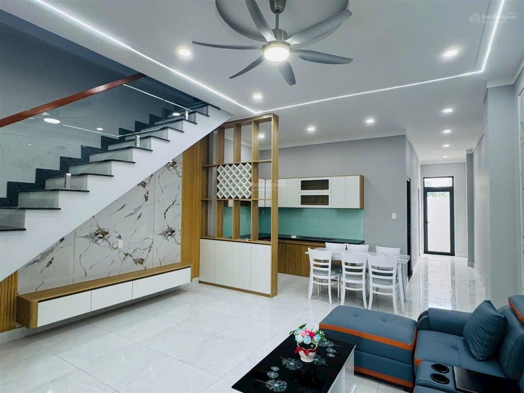 Nhà đẹp gần chợ hoàng gia kp2 tân định