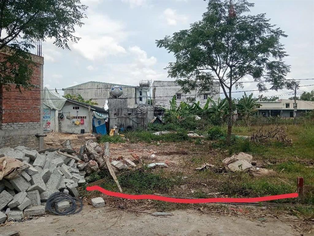 Mình chính chủ cần bán đất thôn lệ sơn 2, xã hòa tiến  kiệt ô tô thông thoáng, khu dân cư đông