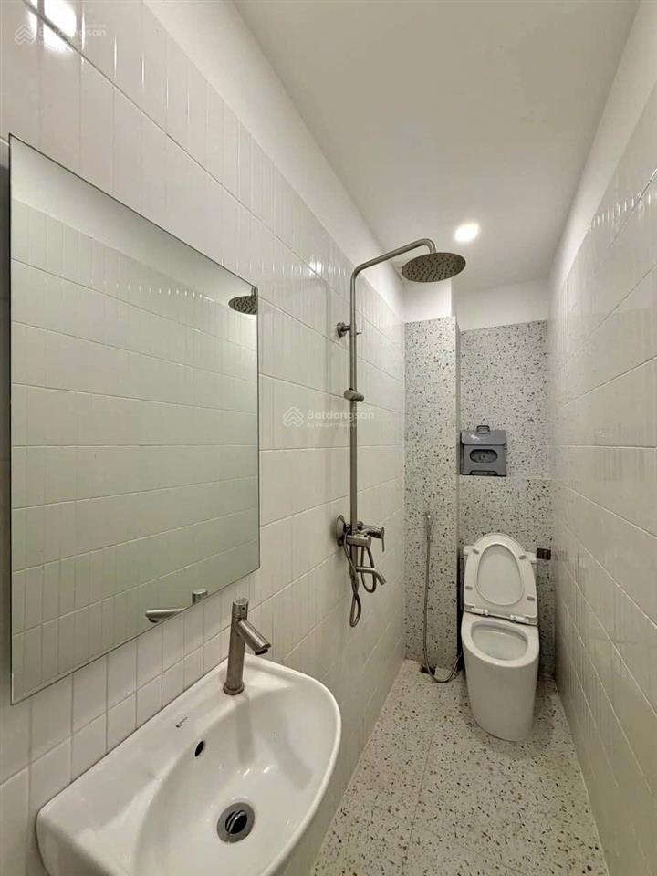 Mình chính chủ cần bán nhà 2 tầng 2 mặt kiệt 246 nguyễn phước nguyên . cách chổ đậu đỗ oto chỉ 50m.