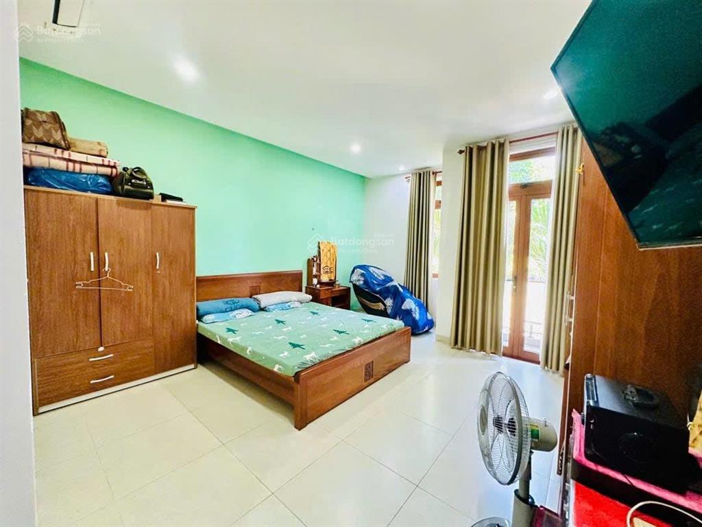 Mình chính chủ cần bán biệt thự 3 tầng mặt tiền phi bình 5  phường hòa quý, ngũ hành sơn dt 148m²