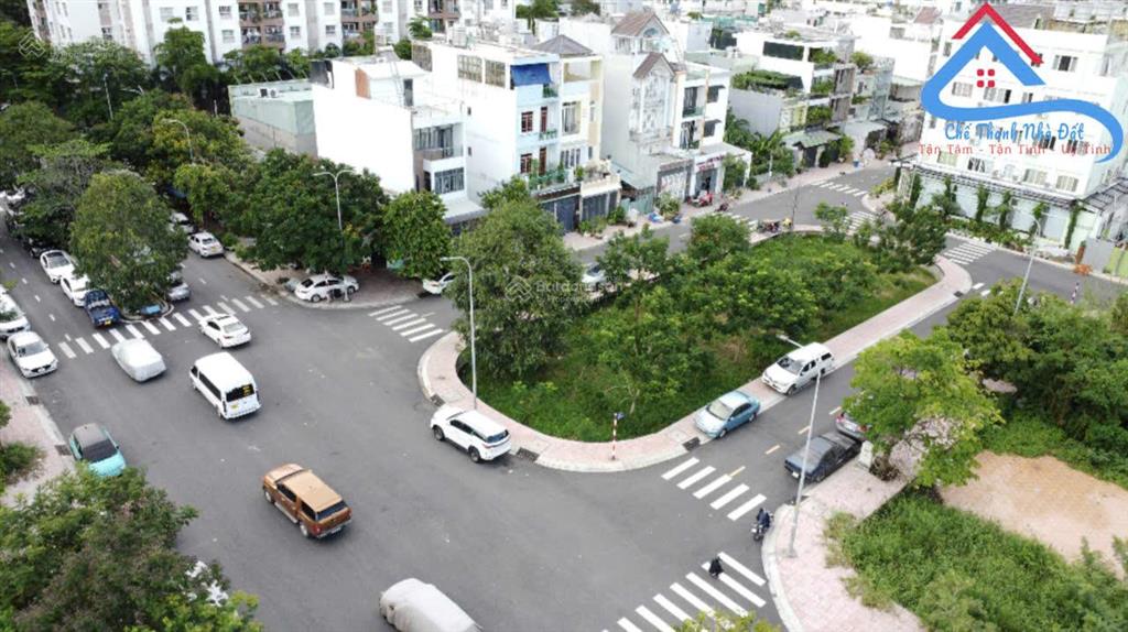 Bán nhanh trong tuần nền 5x20m, đối diện công viên, đường 10m khu đầy đủ tiện ích, giá 7,5 tỷ (tl)