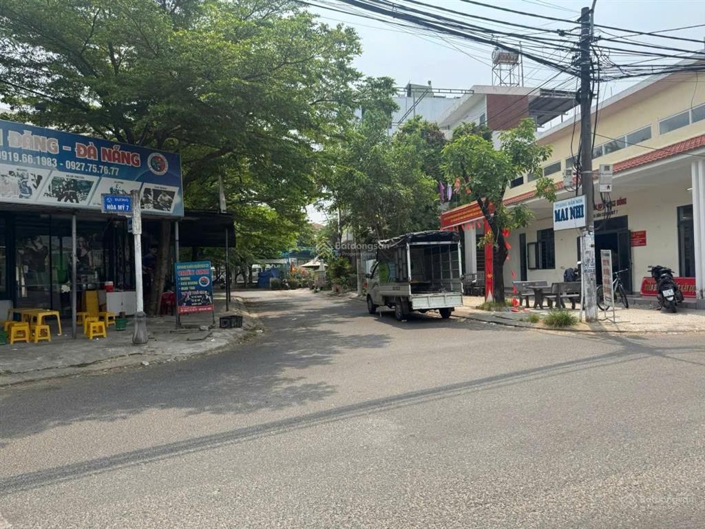 Mình chính chủ cần bán đất mt hoà mỹ 8 , p. hòa minh. vị trí đẹp, view trường học