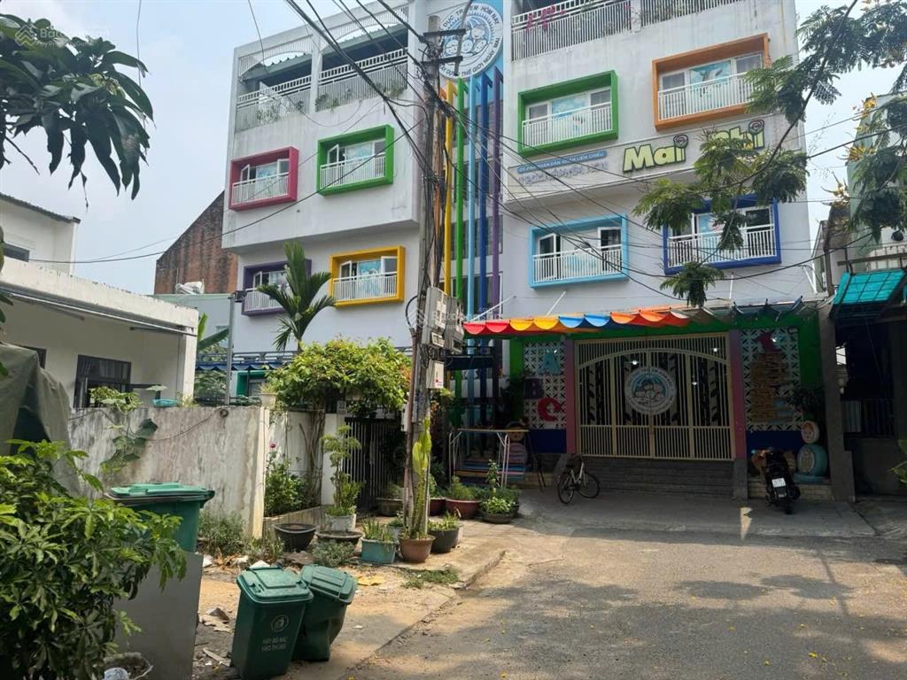 Mình chính chủ cần bán đất mt hoà mỹ 8 , p. hòa minh. vị trí đẹp, view trường học