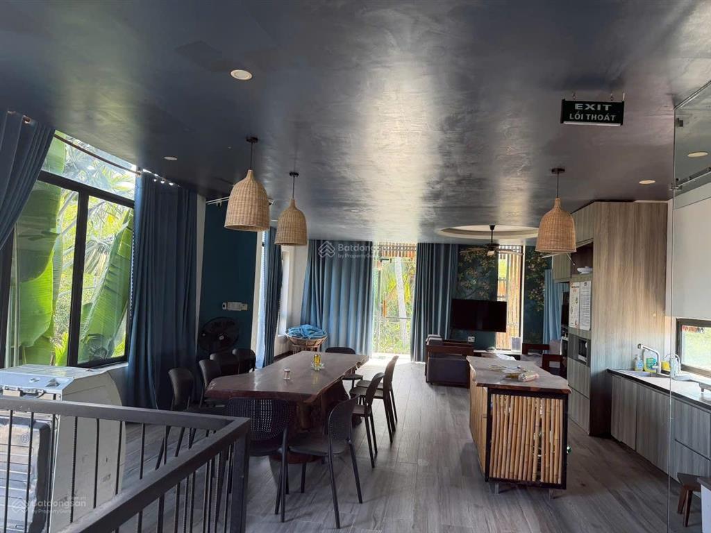Mình chính chủ cần bán căn villa ở thôn triêm tây , xã điện phương, diện tích đất  284m