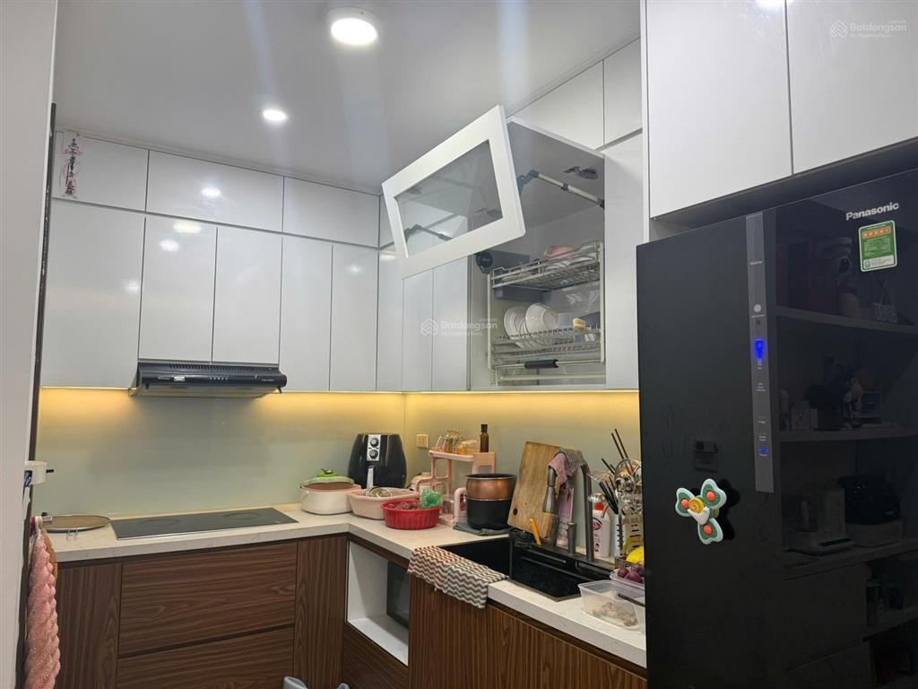Chính chủ cần bán căn hộ 2 phòng ngủ 2 vệ sinh tầng 29 chung cư vp6