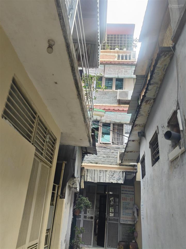 Cho thuê nhà 4 tầng tại ngõ 108 hoàng đạo thành giá ,7 tr
