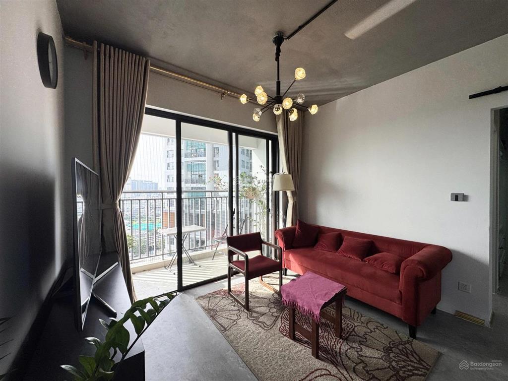 Bán căn the view riviera point tháp 8 tầng 15 2pn. full nội thất. đang có hợp đồng thuê 25tr