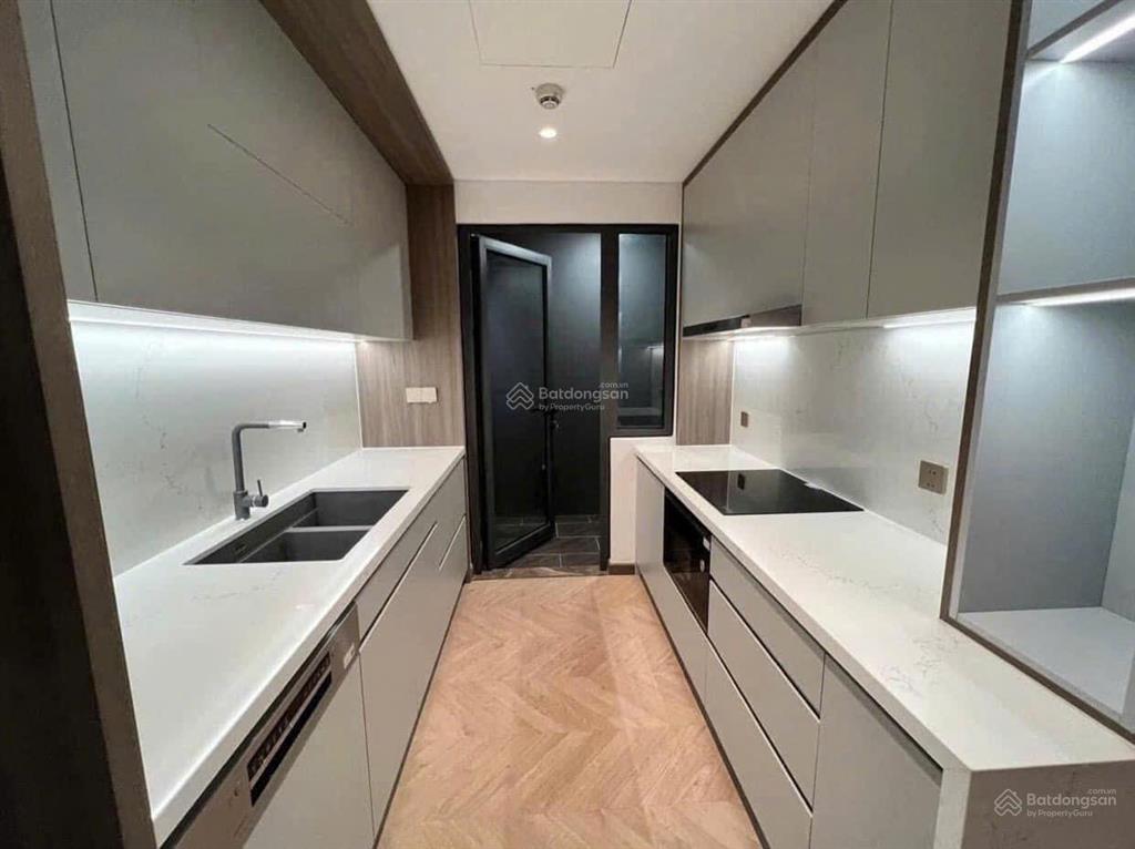 Chính chủ cho thuê căn góc han jardin  n01t6 ngđ 142m2, 4pn ,3wc, full nội thất,view hồ tây.
