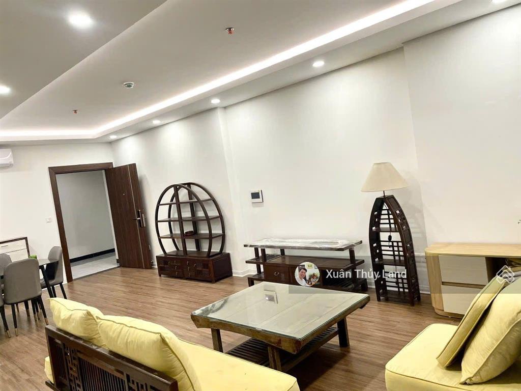 Cho thuê căn chung cư 3pn  tầng trung  full đồ bình minh garden