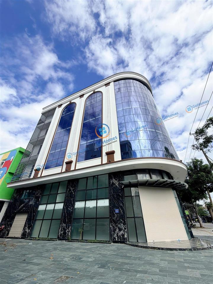 Cho thuê toà nhà 6 tầng 2 mặt tiền phạm hùng, hòa xuân diện tích 215m² 6 tầng