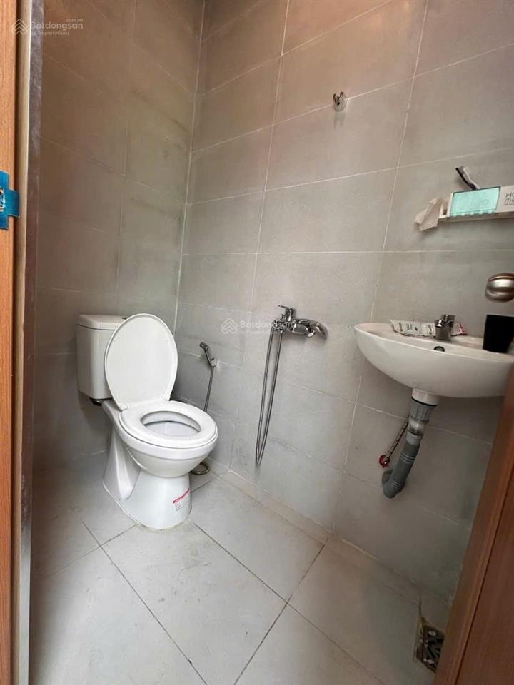 Mình chính chủ cần bán nhà 2 tầng 2 mặt kiệt 246 nguyễn phước nguyên cách chỗ đậu đỗ ô tô chỉ 50m