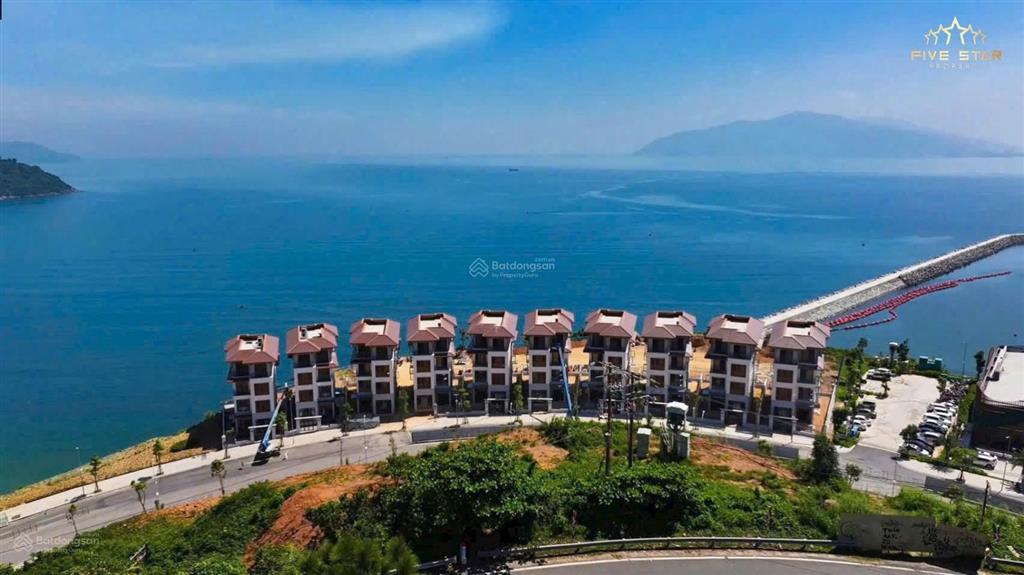 Bán nhà liền kề vịnh mây vinhomes hải vân bay  hỗ trợ vay 70%