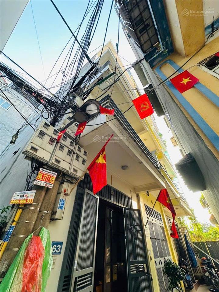Nhà nhỉnh 8 tỷ, đất ở tại đô thị