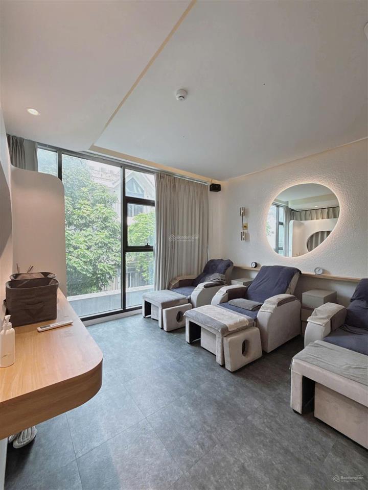 Cho nhóm thuê nhà trương định, hai bà trưng 5 tầng 3 ngủ full đồ