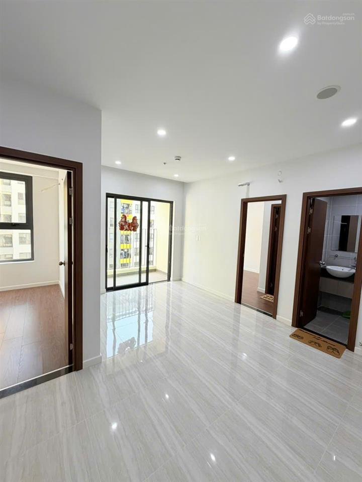 2pn giá 6.7tr giảm còn 5.5tr  nhà mới thuê ngay