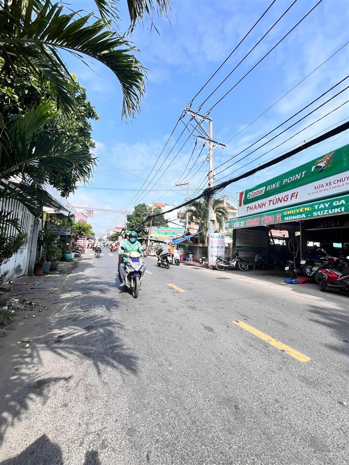 Giảm sốc 2 tỷ  mt tân kỳ tân quý 4.5x41m, gần aeon mall tân phú chỉ 20 tỷ