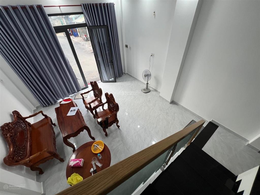 3.5 tỷ có nhà 2 tầng đường kha vạn cân  hiệp bình xe  hơi đỗ cửa