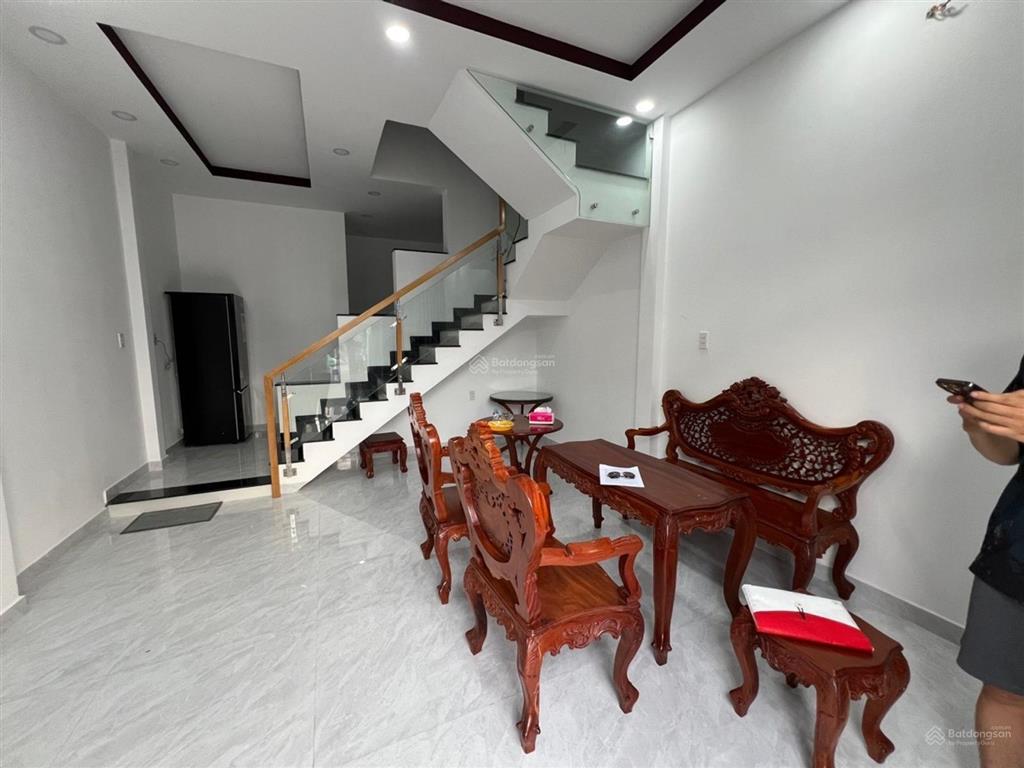 3.5 tỷ có nhà 2 tầng đường kha vạn cân  hiệp bình xe  hơi đỗ cửa