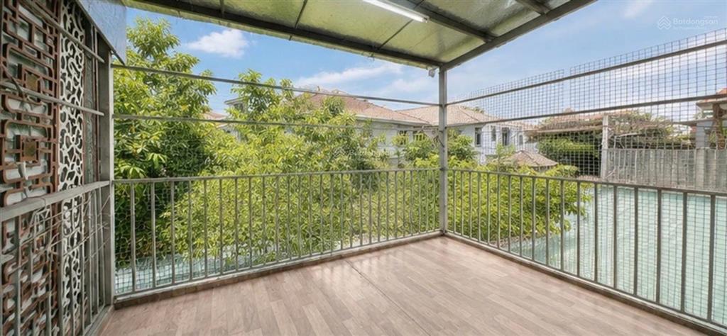 Nhà 1 trệt 1 lầu  đường số 1  gần cầu bình lợi  gigamall . sát vạn phúc city