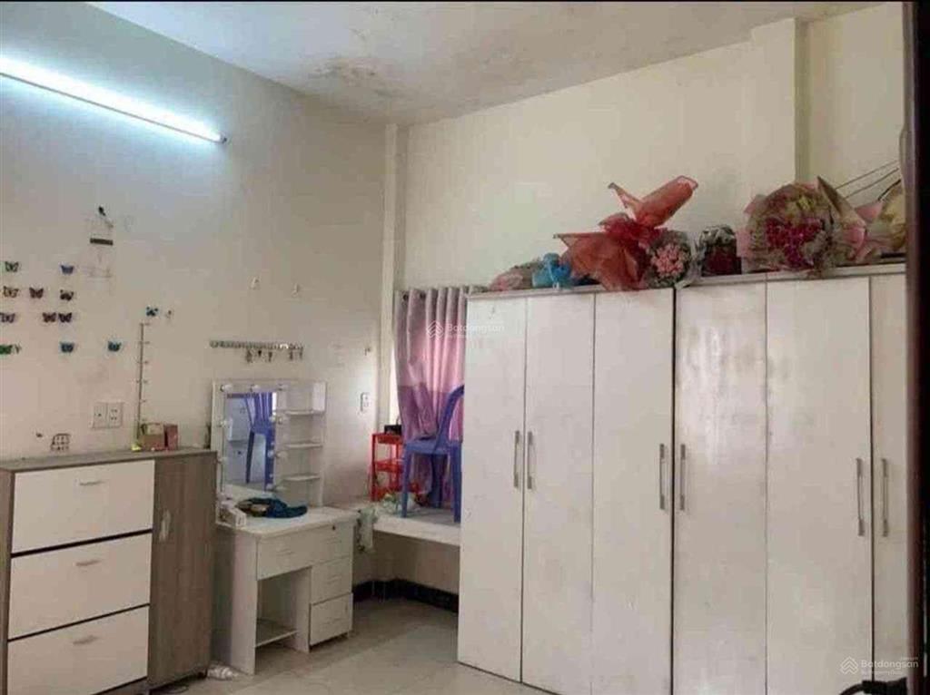 Đường ql 13  5.7 tỷ  120 m2  shr  full thổ cư