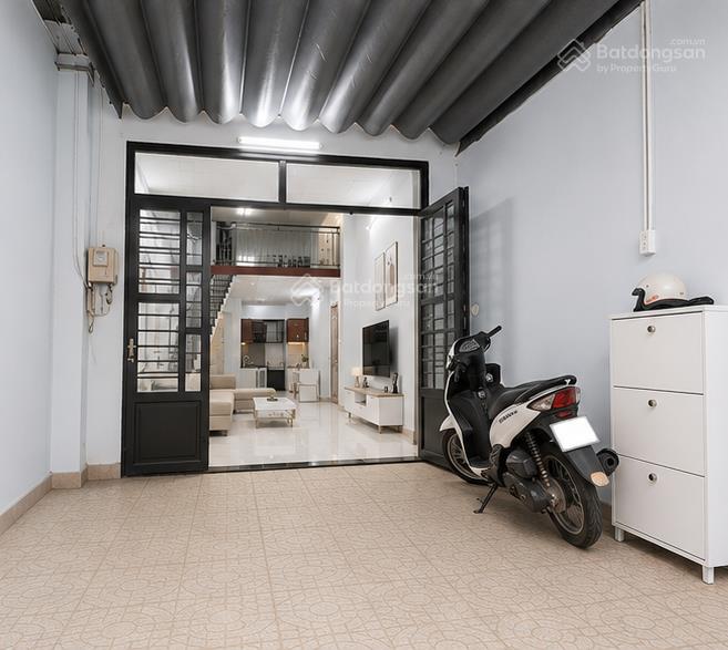Bán gấp!!! nhà đẹp lung linh 80m², 1 trệt 1 lầu  có sân rộng để xe