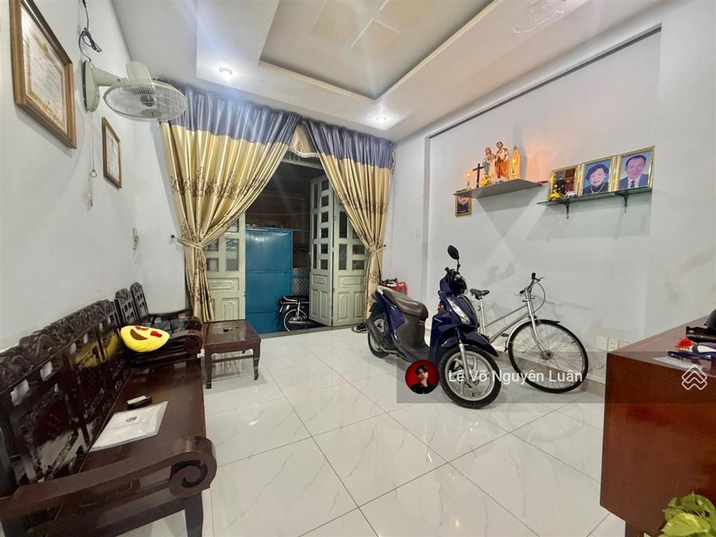 Không có căn thứ 2  1 trệt 1 lầu  khu bên sông cách gigamall 500m 4x11 45m2