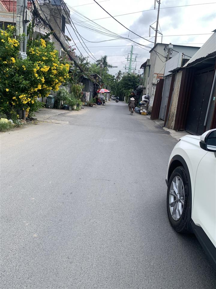 Đất đẹp  linh đông  sát phạm văn đồng  hẻm xe hơi quay đầu. 94.9m2  công nhận full thổ cư