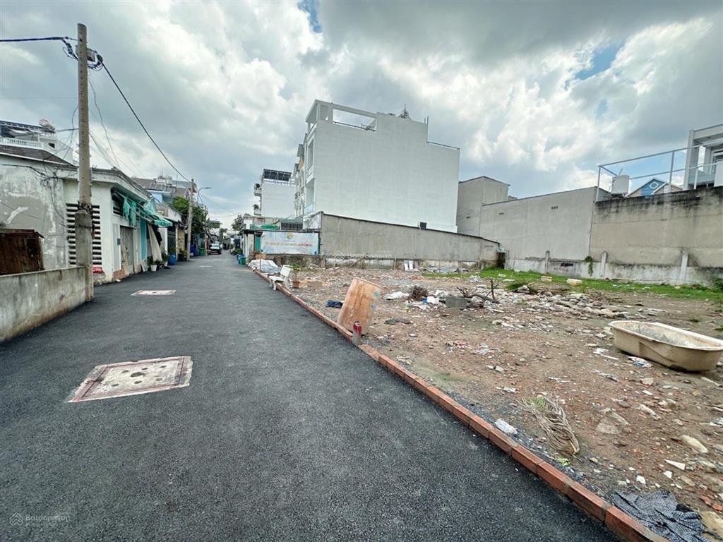 100m2  5ty8  hẻm xe hơi quay đầu đầu đường linh đông  sát phạm văn đồng