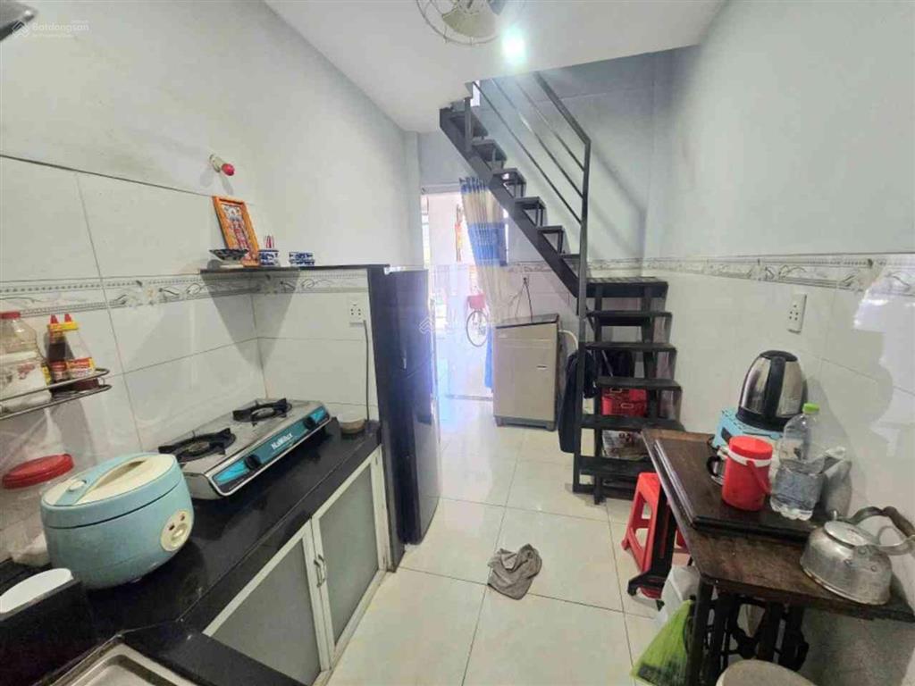 Mặt tiền kinh doanh sầm uất đường số 10  linh đông thủ đức  2 tỷ 750  thương lượng chính chủ