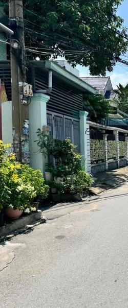 Nhà thật giá thật  6 tỷ 550 140m ngang hơn 6m hẻm xe hơi tới cửa trục quốc lộ 13  sát vạn phúc