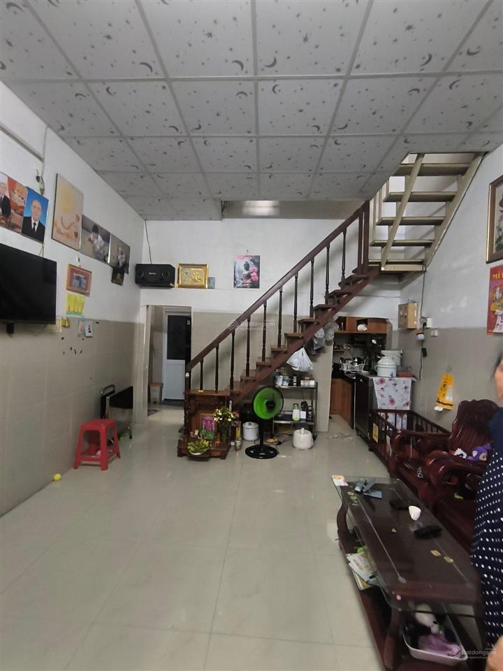 90m²  gần phạm văn đồng  hẻm ô tô tới cửa  nhà 2 tầng ở ngay nở hậu tài lộc