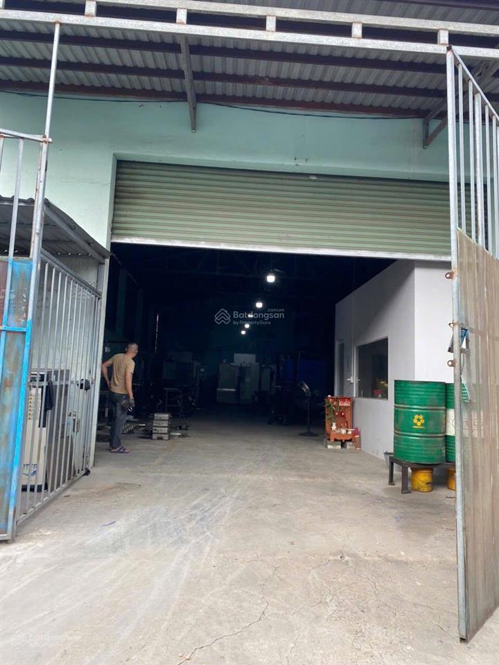 Cần bán nhà xưởng diện tích 250m2 địa chỉ củ b7/16 ấp 2 xã vĩnh lộc a , chính chủ