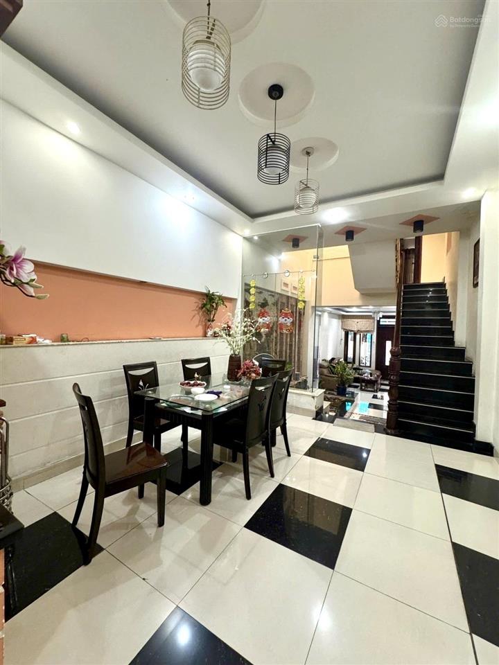 Bán nhà 3 tầng gò vấp, hẻm 8m, 90m2 gần mặt tiền lê đức thọ, nhỉnh 8 tỷ
