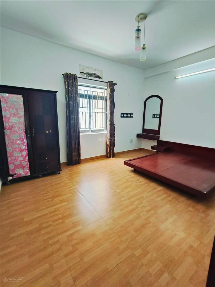 Nhà đẹp gần ueh & văn hiến 5x20 4pn master sân thượng