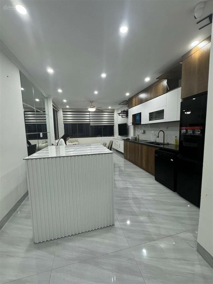 Bán nhà hồ tùng mậu 45m2, 7 tầng thang máy, full nội thất, ô tô đỗ cửa, giá 16.5 tỷ
còn tl mạnh