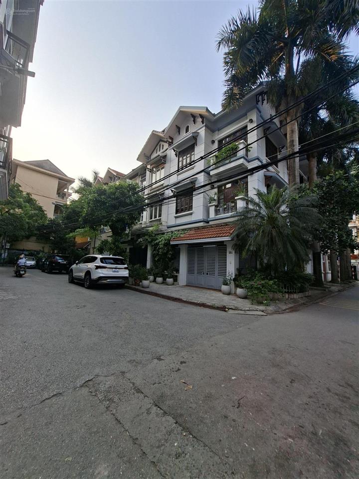 Bán nhà cầu diễn 70m2, 6 tầng thang máy, mặt tiền 6 m vỉa hè kinh doanh, giá 18.2 tỷ, vị trí tt
