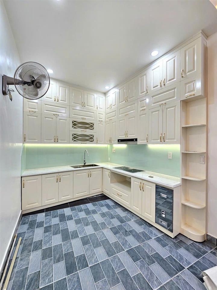 SIÊU PHẨM NHÀ ĐỘC LẬP 4 TẦNG , NỘI THẤT CAO CẤP HÀNG KÊNH