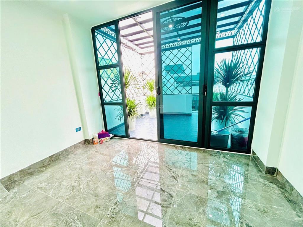 Nhà vĩnh hưng hoàng mai oto đỗ cửa lô góc 6 tầng thang máy 50m2 mặt tiền 4m ở ngay nhỉnh 15 tỷ
