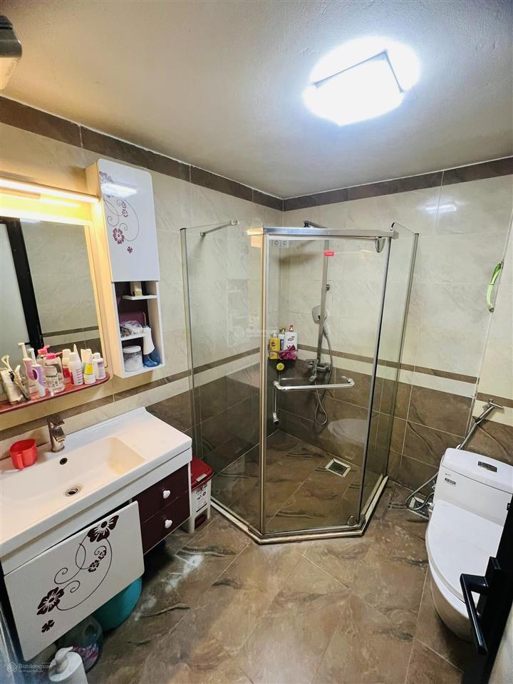 Trần khát chân hai bà trưng ngõ thông oto đỗ cửa 10m ra phố 65m2 5 tầng 4m mặt tiền dân xây 16.6 tỷ