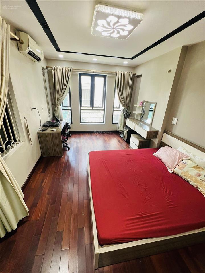 Trần khát chân hai bà trưng ngõ thông oto đỗ cửa 10m ra phố 65m2 5 tầng 4m mặt tiền dân xây 16.6 tỷ